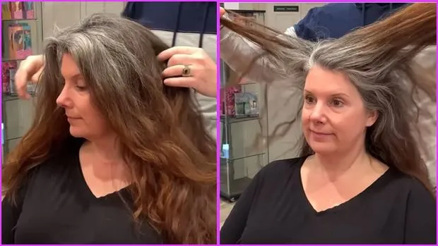 kobieta sprawdza siwe włosy po farbowaniu