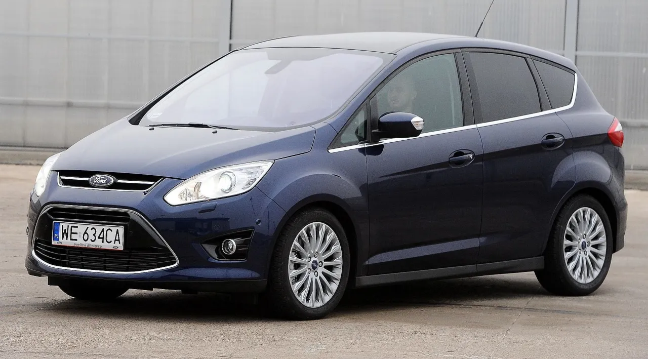 Ford C-Max II benzyna czy diesel porównanie