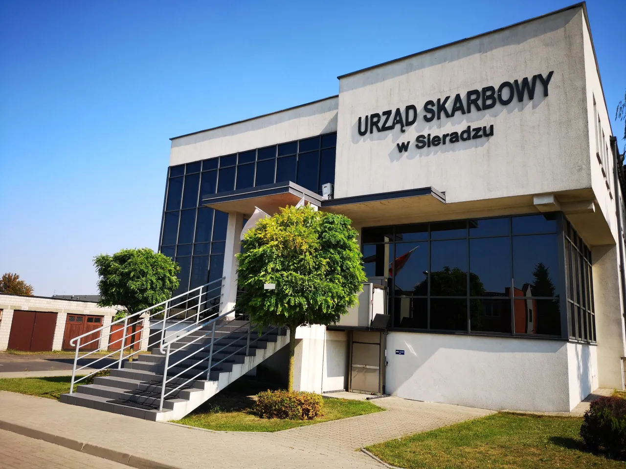 Urząd skarbowy budynek, dokumenty do urzędu