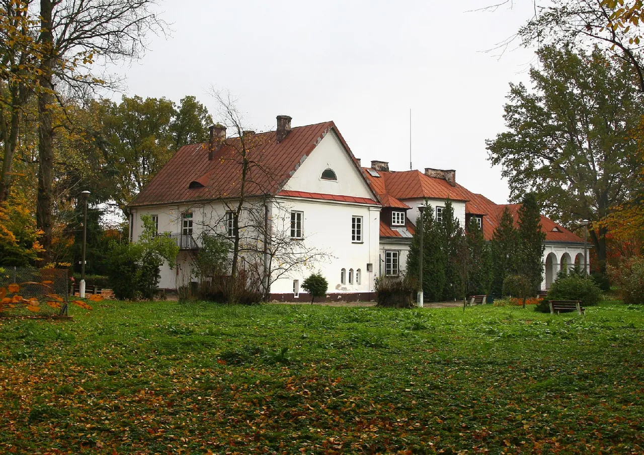 Zabytkowy park DPS Koszelew