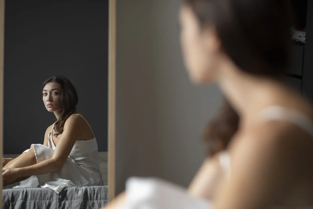 Negatywne schematy myślowe, osoba z niską samooceną