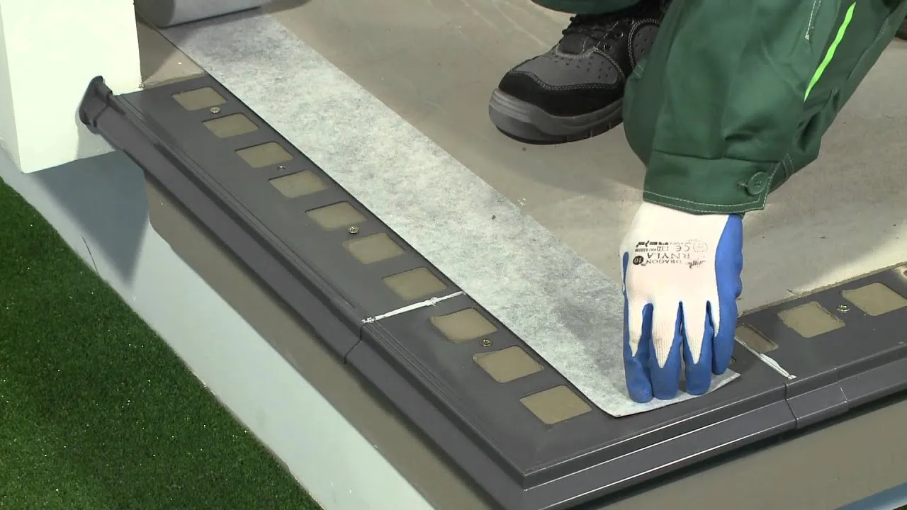 Montaż profili okapowych tarasu