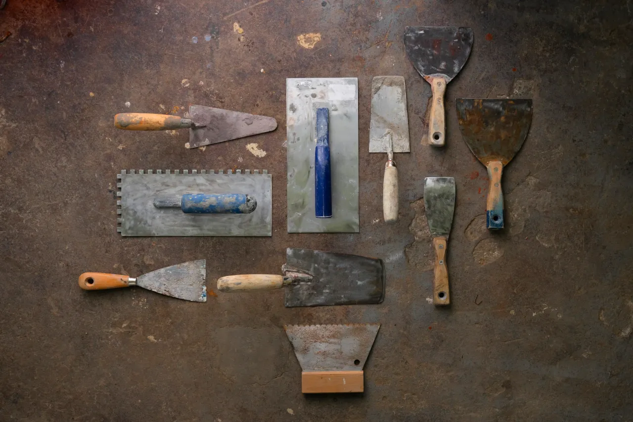 Narzędzia do szpachlowania ścian