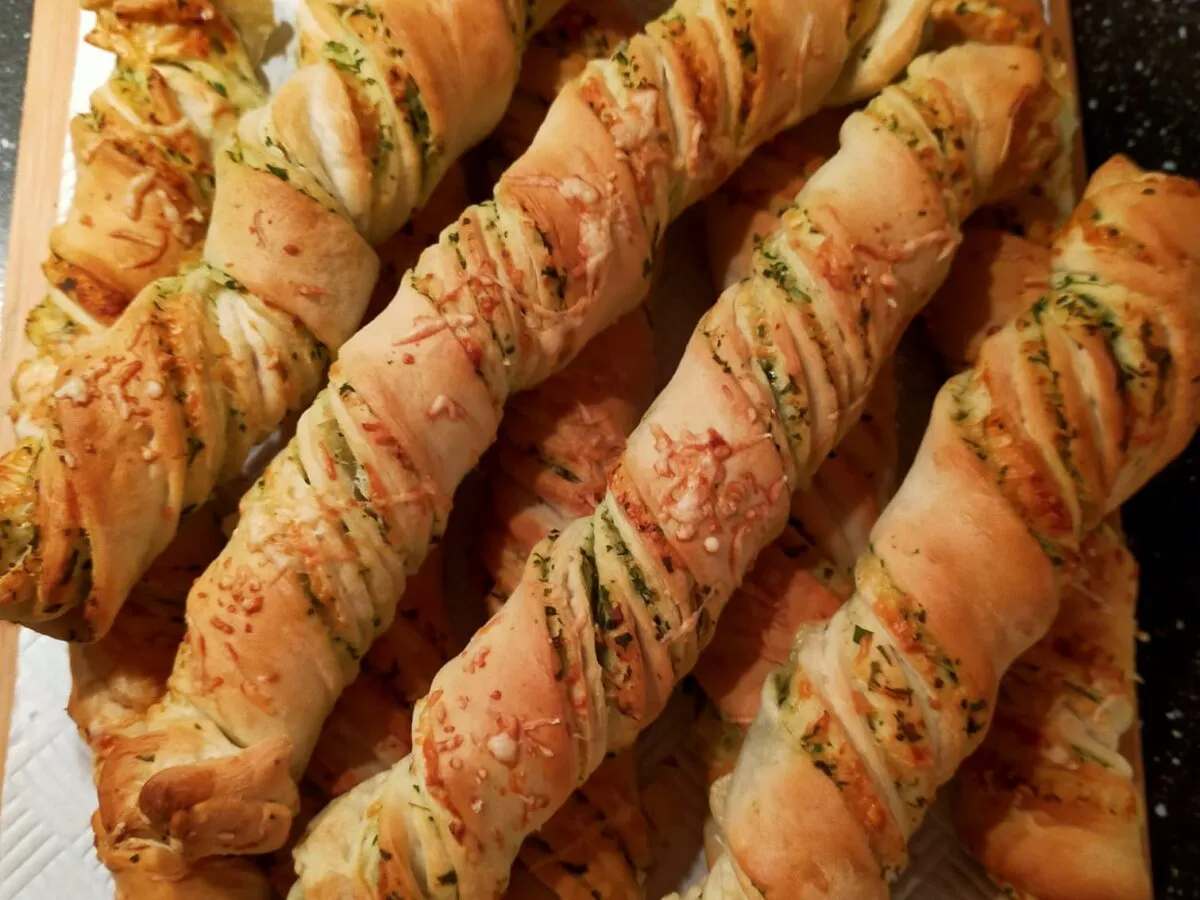 wytrawne paluszki serowe ziołowe makowe