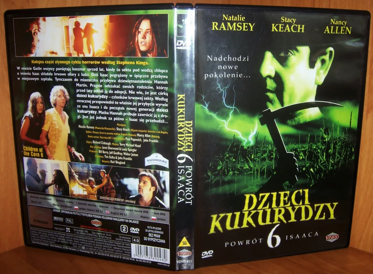 Dzieci kukurydzy książka film porównanie