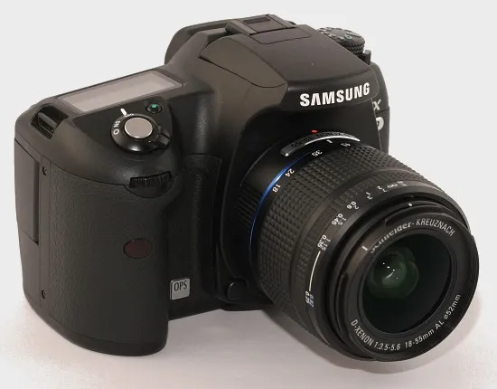 stare aparaty fotograficzne Samsung NX i GX