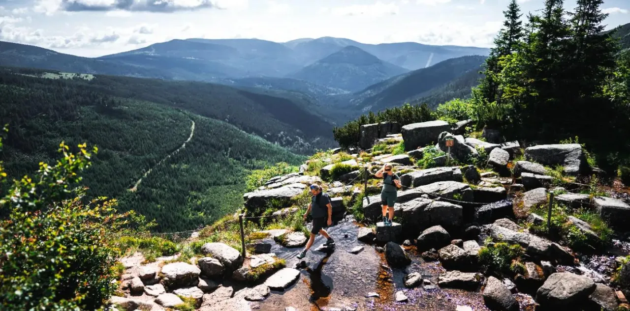 Szlaki turystyczne Szpindlerowy Młyn lato