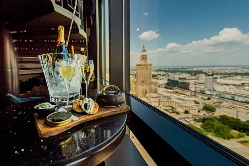 Widok z hotelu Marriott Warszawa panorama