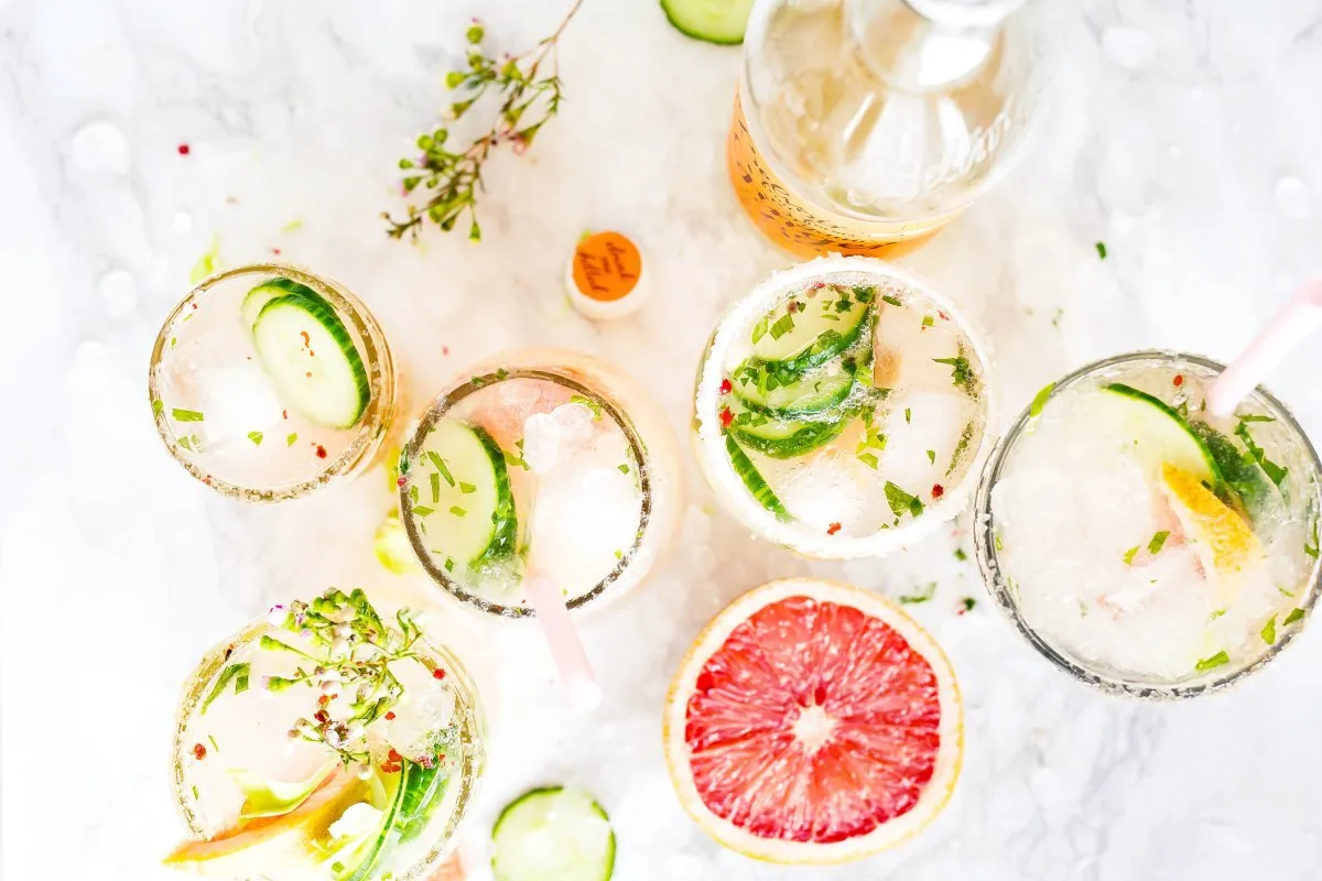 proste drinki z cointreau fizz tonic