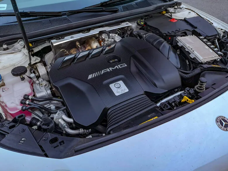 Mercedes CLA Shooting Brake silniki