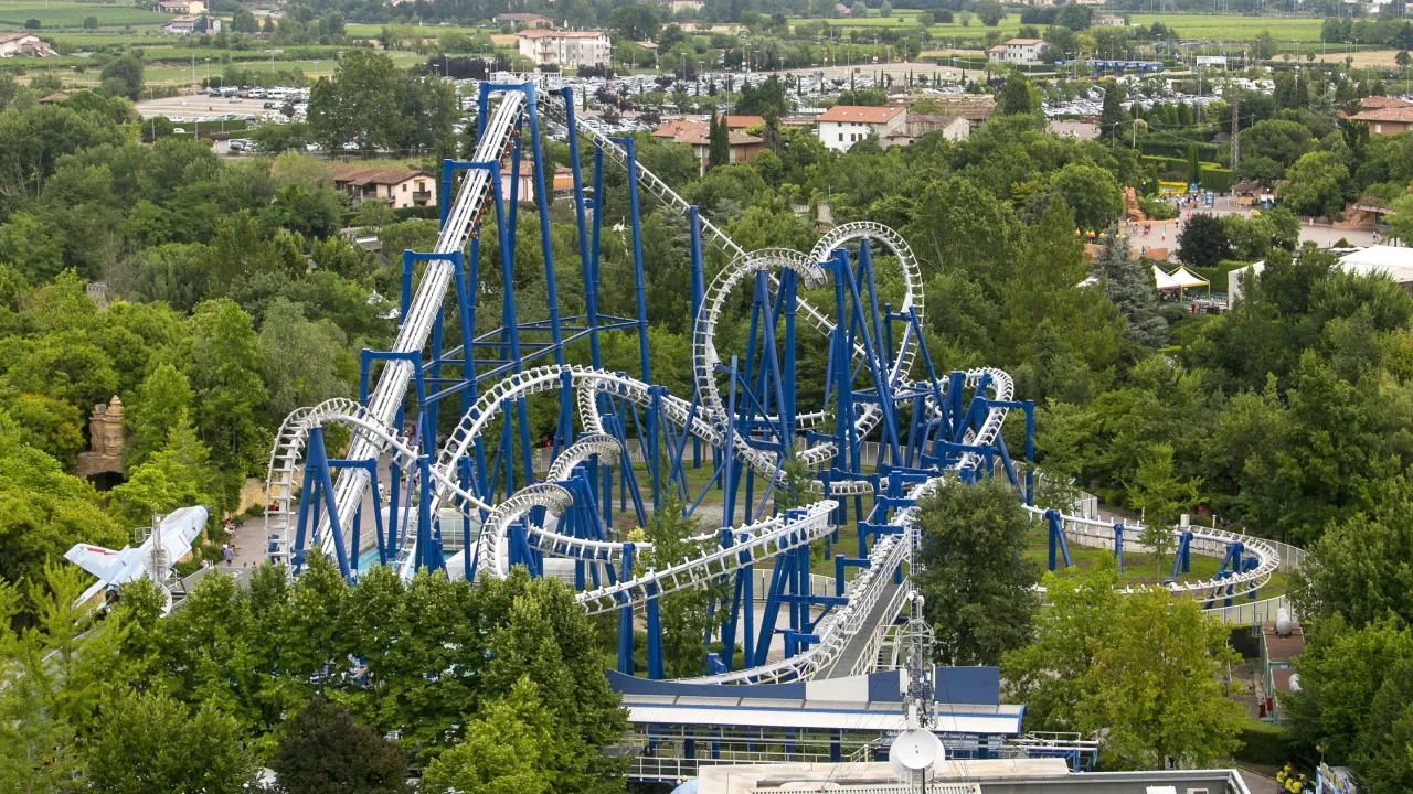 Gardaland Freizeitpark Achterbahn am Gardasee