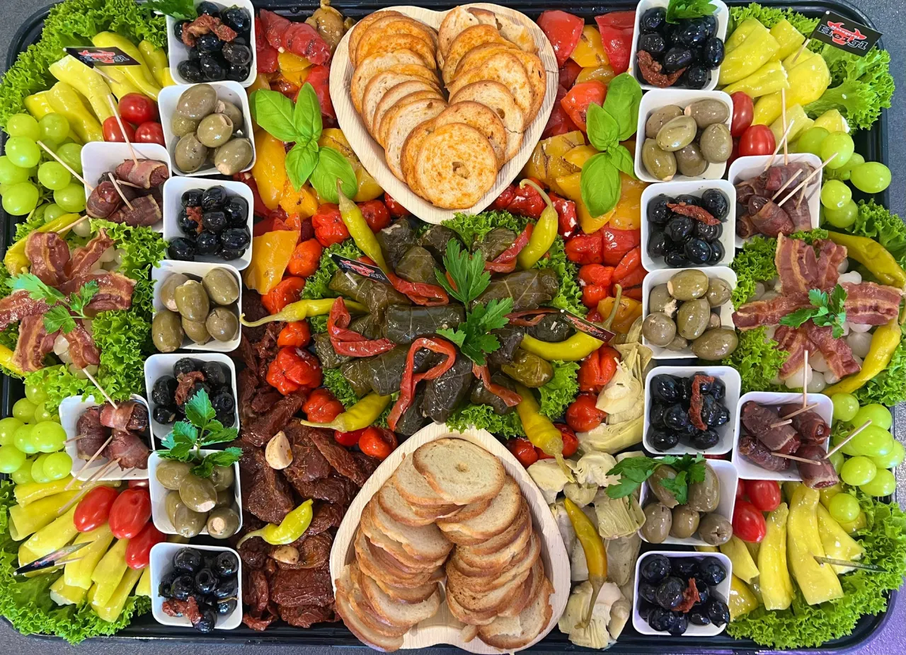 italienische antipasti platte hochwertig