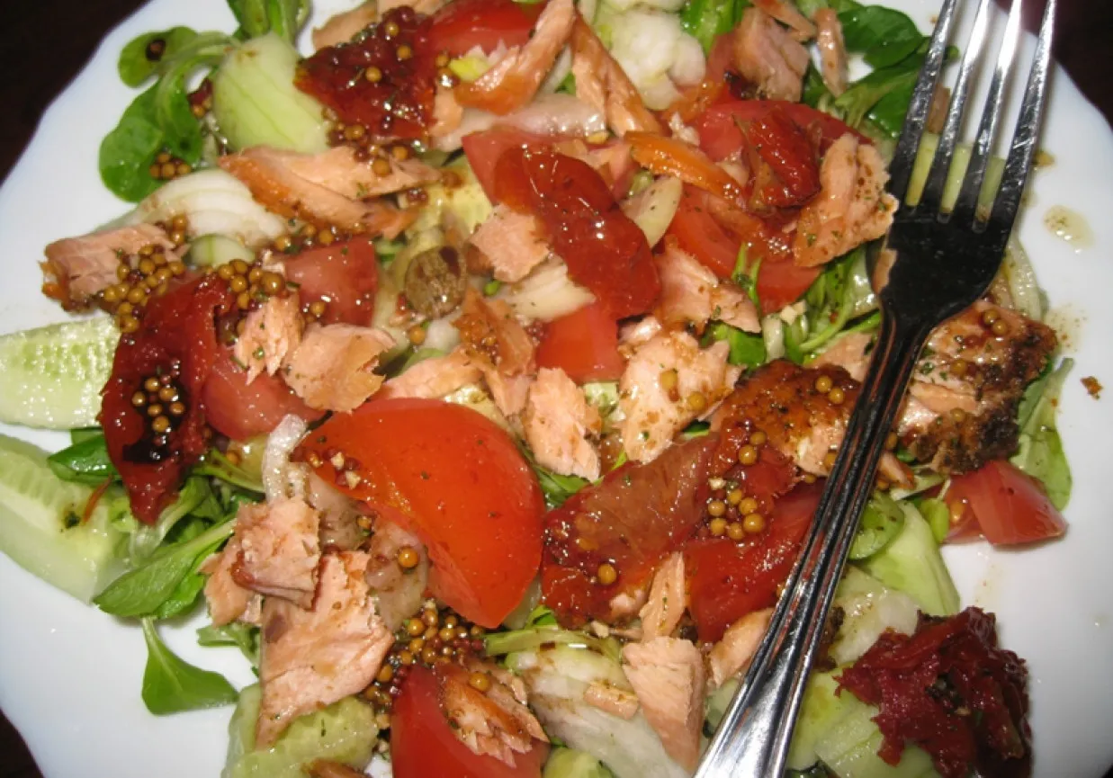 sałatki do mięsa obiadowe