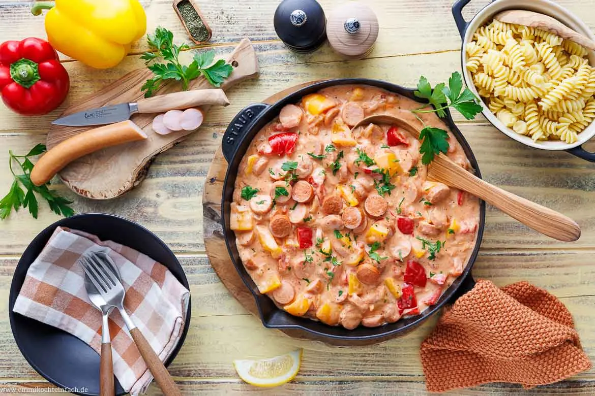 Zdjęcie Leckeres Rezept für Wurstgulasch – einfach und schnell zubereitet