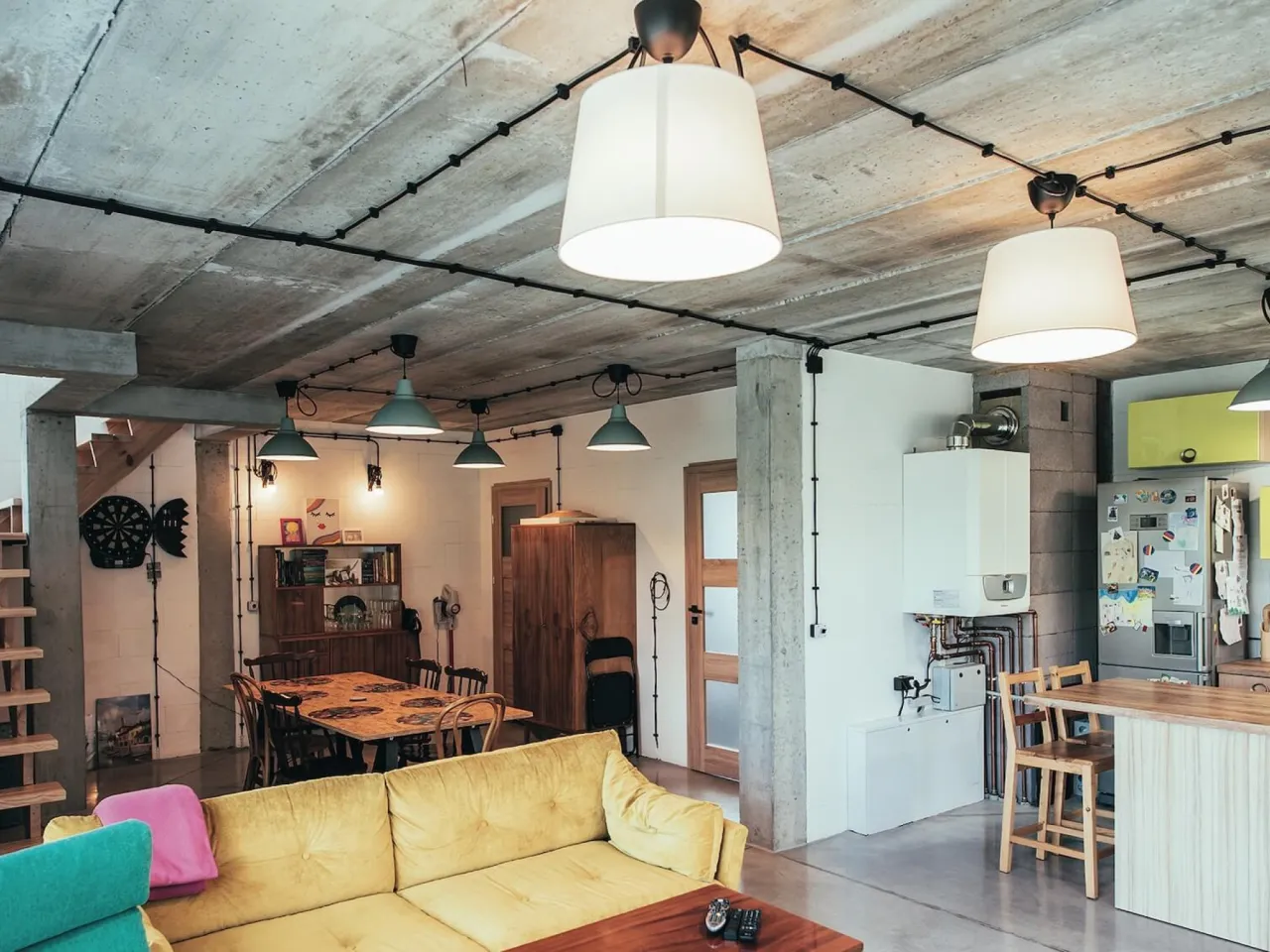 Instalacje natynkowe w stylu loft