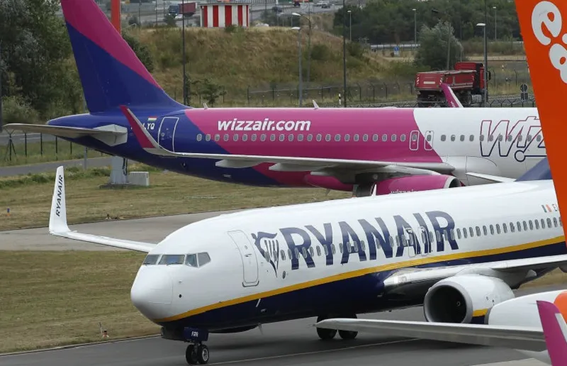Zdjęcie Ryanair FR czy UK - jakie są kluczowe różnice i lepszy wybór?