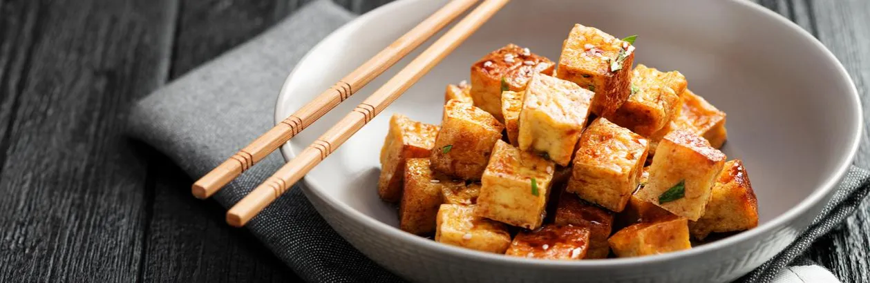 r&oacute;żne dania z tofu