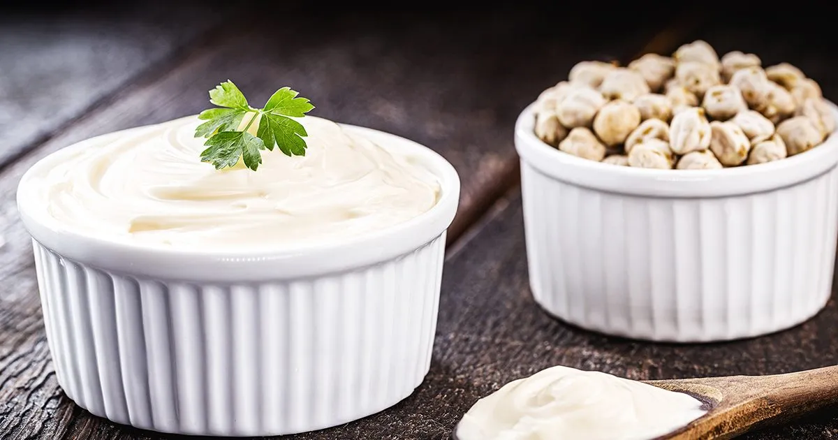 Wegański majonez na mleku sojowym i aquafabie porównanie