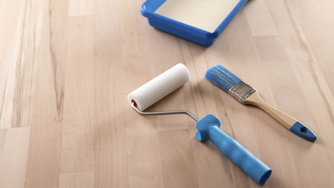 Narzędzia do malowania mebli