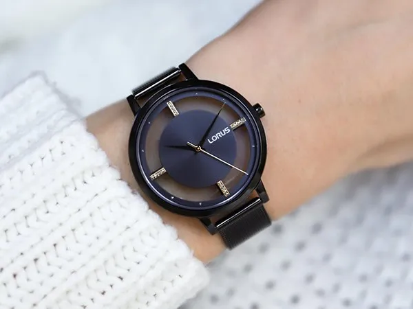 jak dobrać czarny zegarek damski