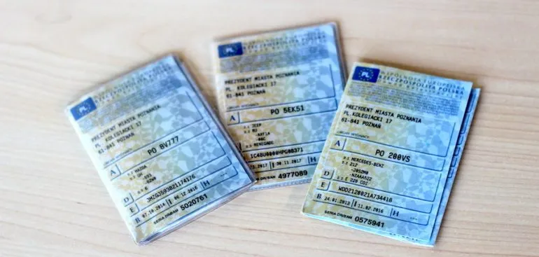 Zdjęcie Co trzeba zabrać na przegląd samochodu? Kluczowe dokumenty i przygotowanie.