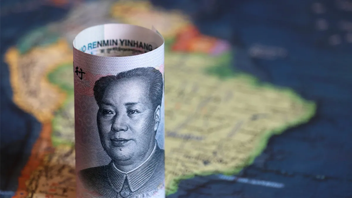 Zdjęcie RMB - poznaj oficjalną walutę Chin i jej znaczenie na świecie w 2025