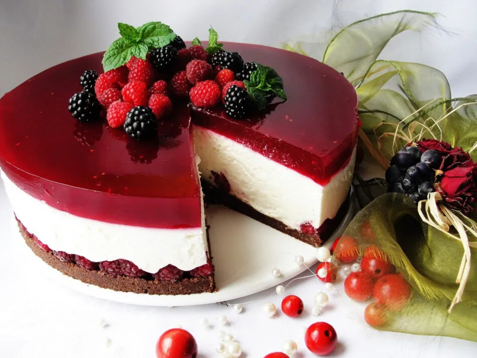 tabela kaloryczności sernika na zimno por&oacute;wnanie r&oacute;żnych wersji