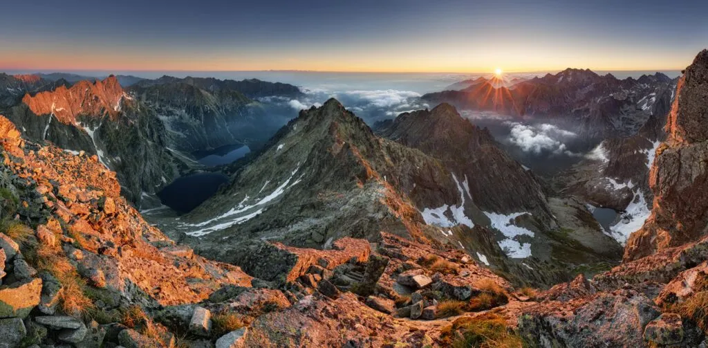 Malowniczy krajobraz polskich gór, Tatry Bieszczady Karkonosze