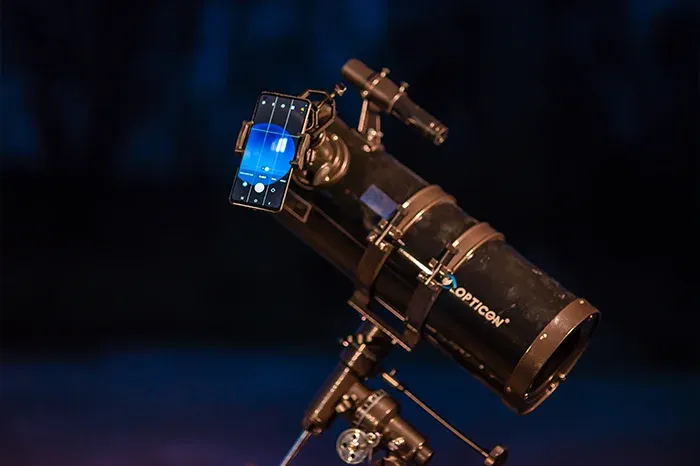 smartfon na statywie astrofotografia