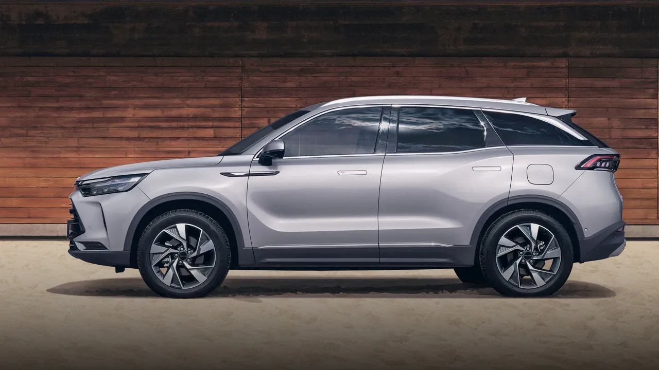 Chińskie samochody ceny wyposażenie