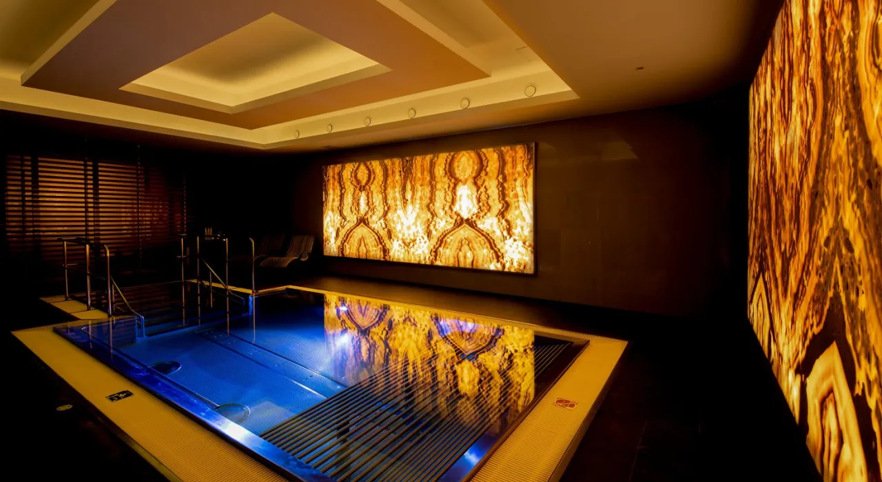 Termy BUKOVINA strefa saun wnętrze