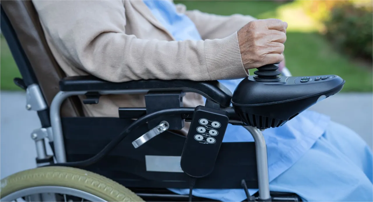 jak wybrać akumulator do wózka inwalidzkiego poradnik