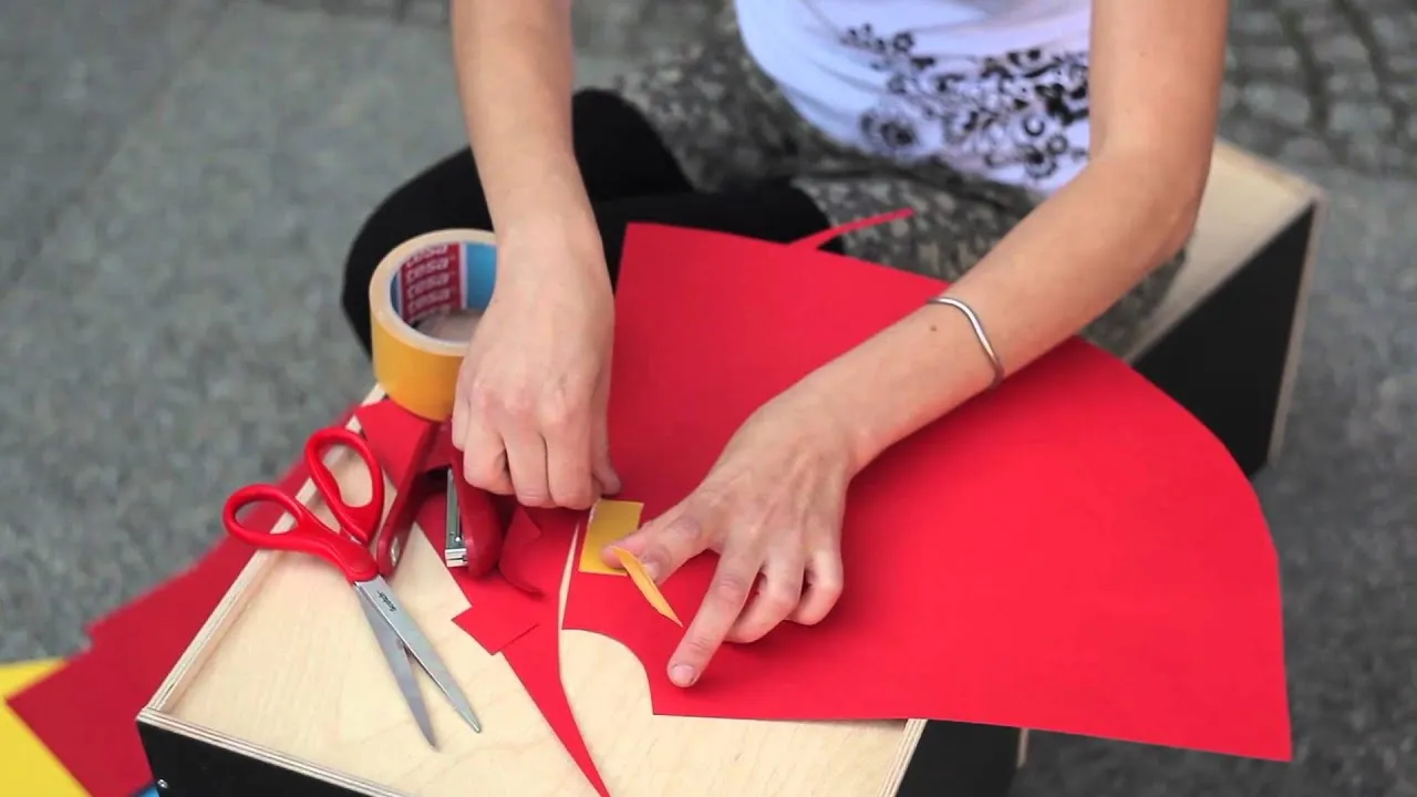 strój krasnoludka czapka DIY instrukcja