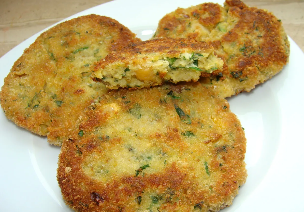 kotlety warzywne z ciecierzycy