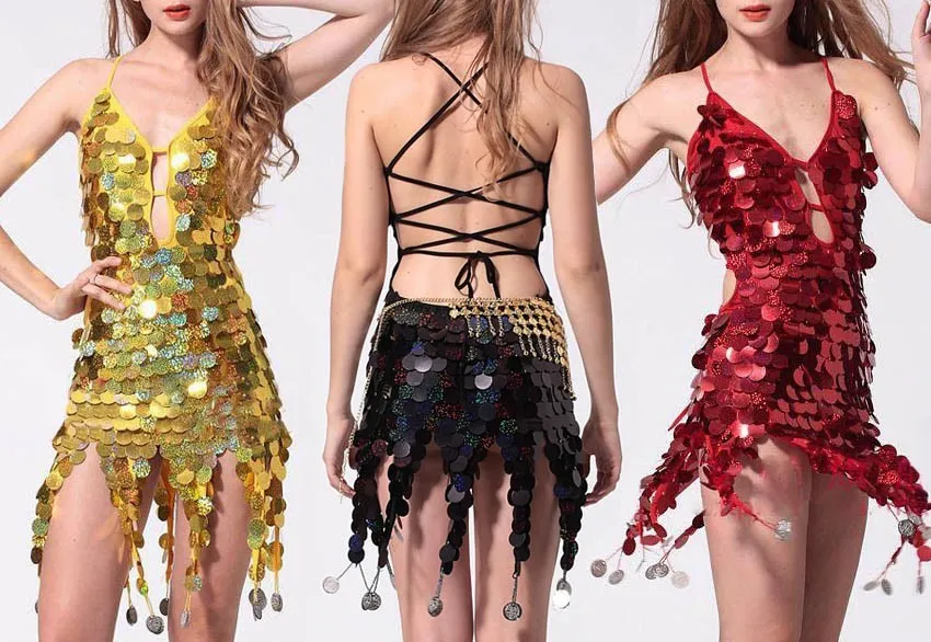 Latynoska impreza taneczna, kobiety w kolorowych sukienkach