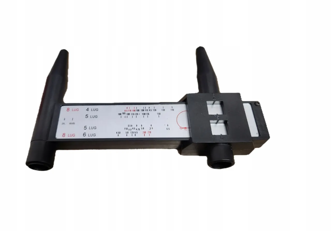 Narzędzia do pomiaru rozstawu śrub suwmiarka przymiar