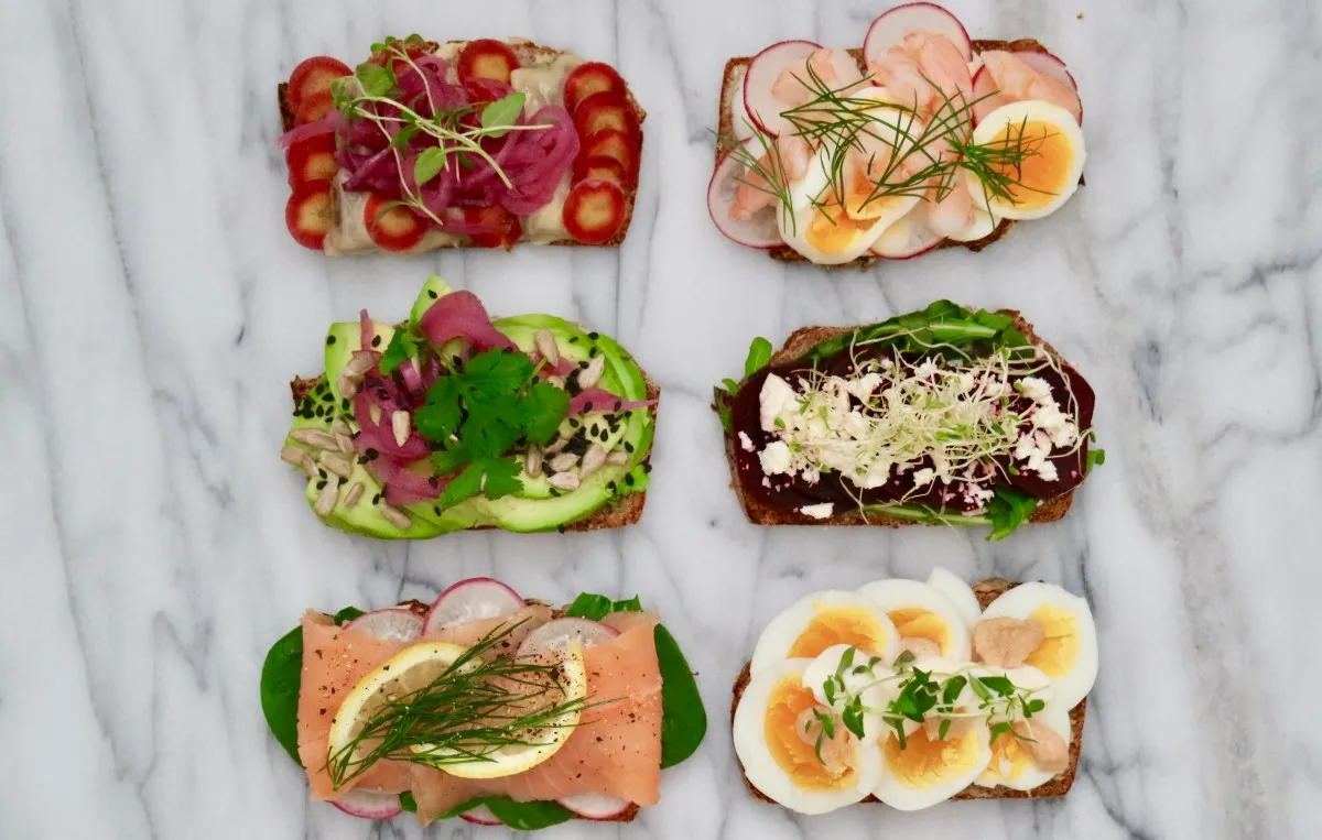 sm&oslash;rrebr&oslash;d danish open sandwich