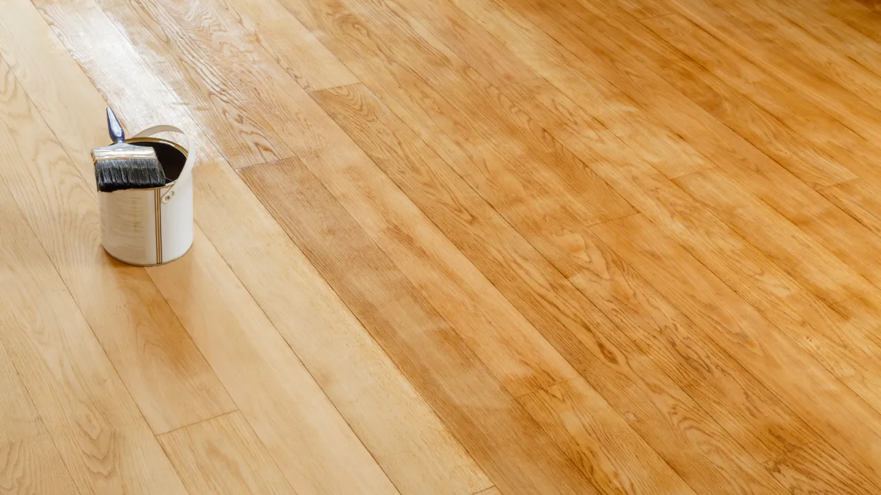 Zdjęcie Jak odnowić panele podłogowe – sprawdzone metody i porady na sukces