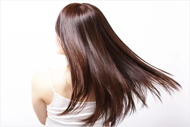 Zdjęcie Nanoplastia czy botox - który zabieg naprawdę poprawi Twoje włosy?