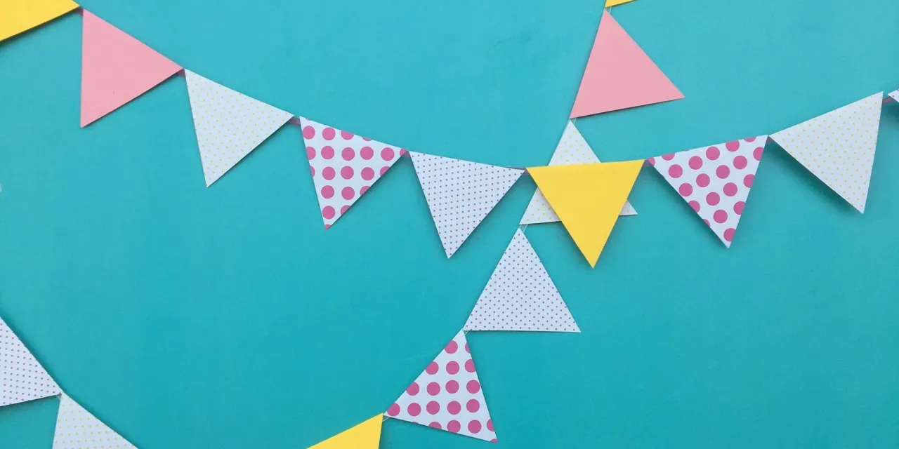 Zdjęcie Jak łatwo stworzyć girlandę z papieru DIY na każdą okazję