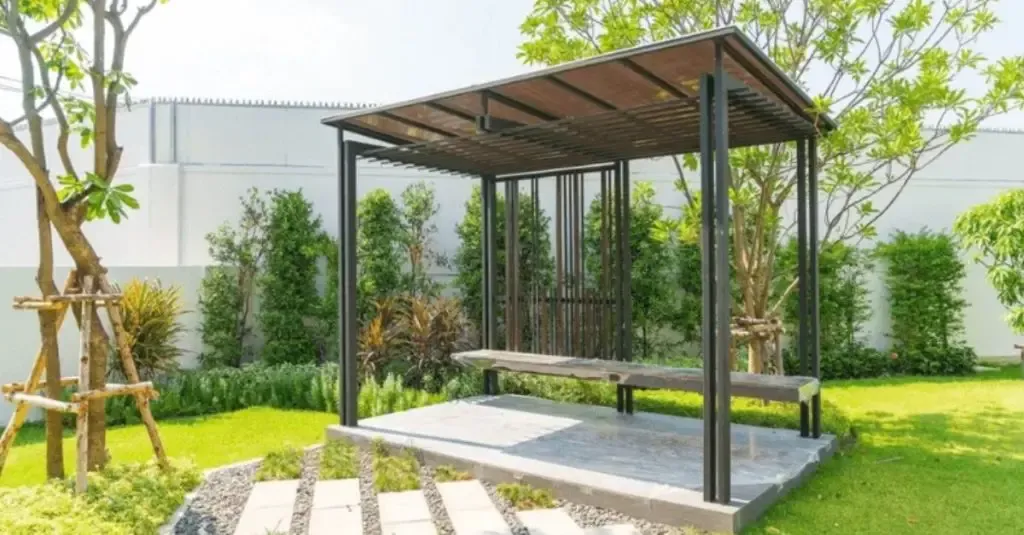 Zdjęcie Kreatywne DIY garden ideas, które odmienią Twój ogród bez dużych kosztów