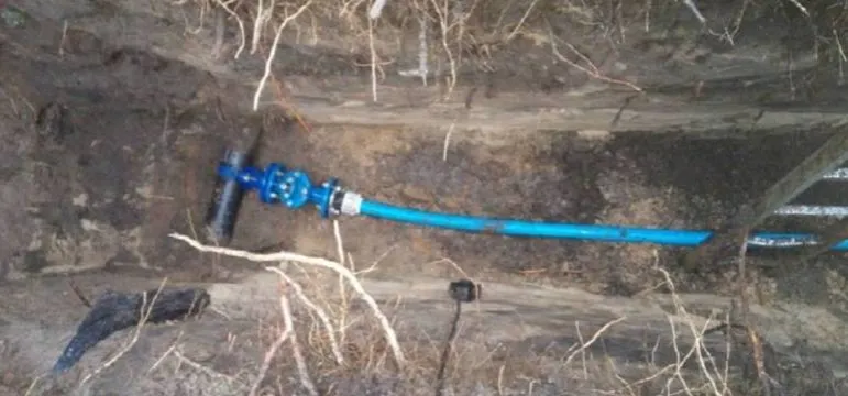 Zdjęcie Kto robi projekt przyłącza wody? Poznaj uprawnionych specjalistów