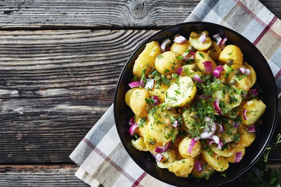 Zdjęcie Aromatyczne ziemniaki z grilla – przepisy na idealny dodatek do grillowania