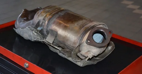 Zdjęcie Wycięcie DPF – czy to legalne i jakie grożą konsekwencje?