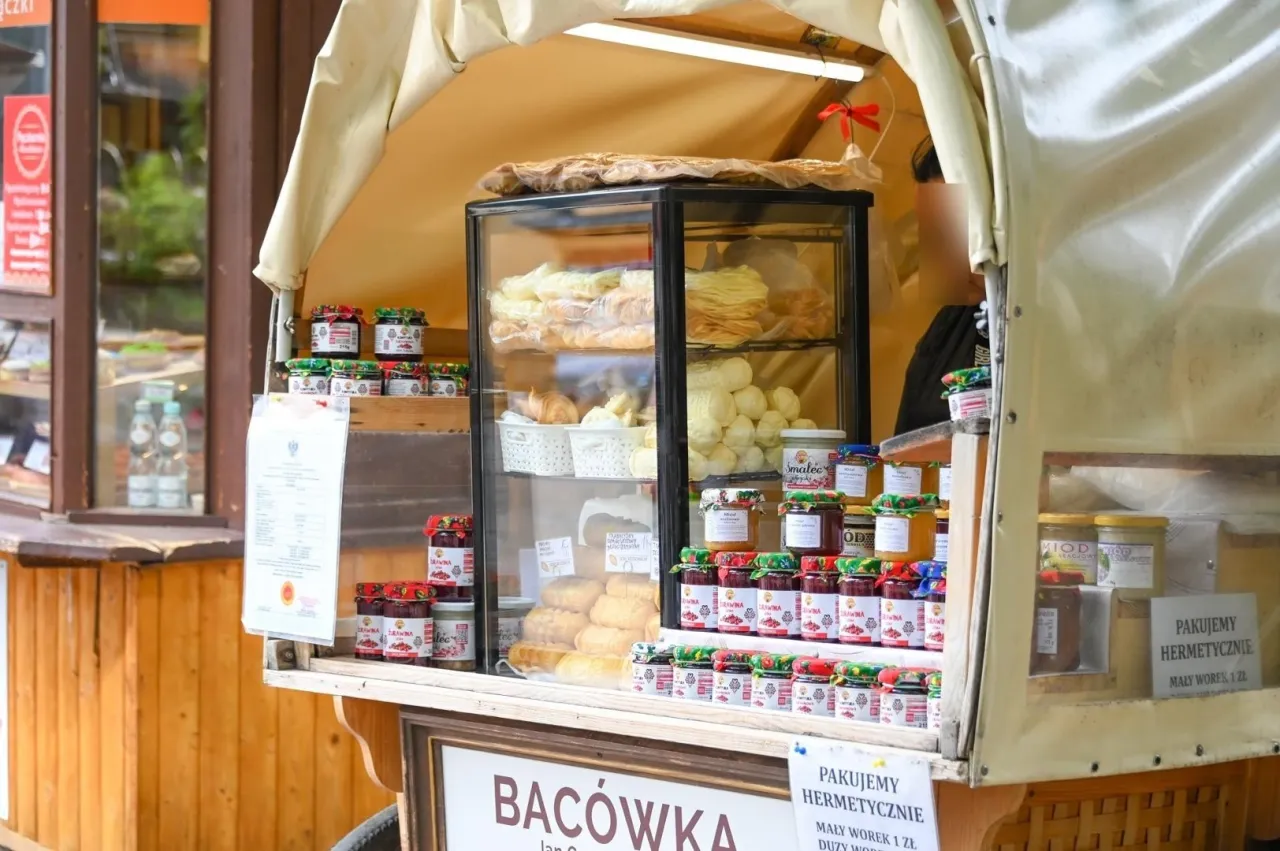 Zdjęcie Gdzie kupić oscypki w Krakowie? Najlepsze miejsca i porady