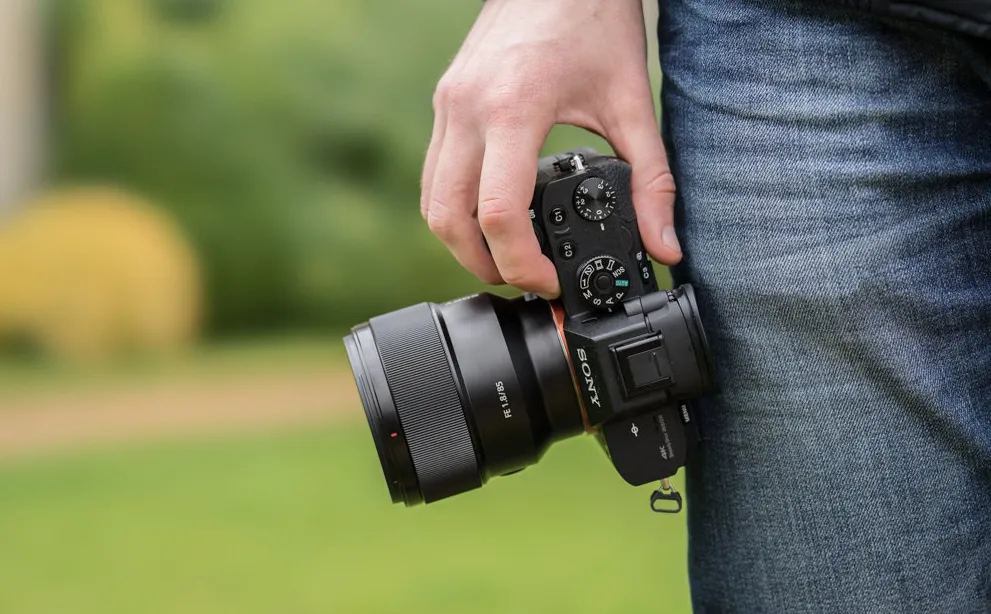 Zdjęcie Sony 75mm: Najlepszy teleobiektyw do portretów? Test w terenie