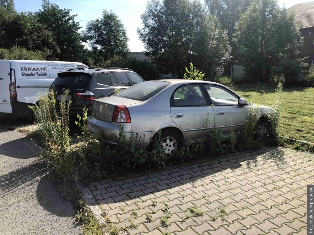 Zdjęcie Czy samochód może stać bez przeglądu? Jakie są konsekwencje braku badania?
