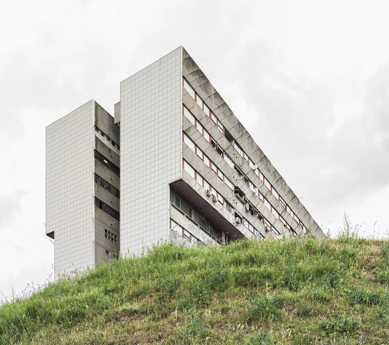 Zdjęcie Osiedle RZNiW – co to znaczy i jak wpływa na życie młodzieży?