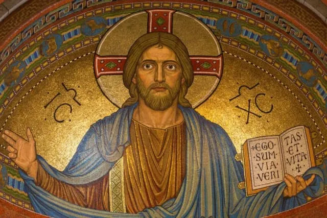 Zdjęcie Czy obmawianie to grzech ciężki? Poznaj jego konsekwencje w katolicyzmie