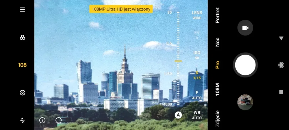 porównanie jakości zdjęć smartfon vs lustrzanka noc